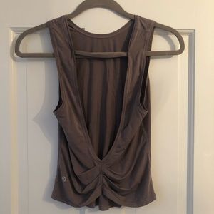 Lululemon tank